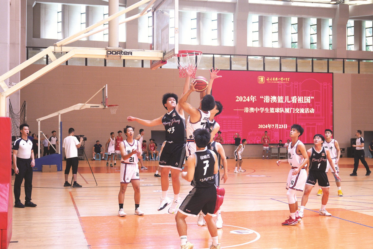 03-7.jpg